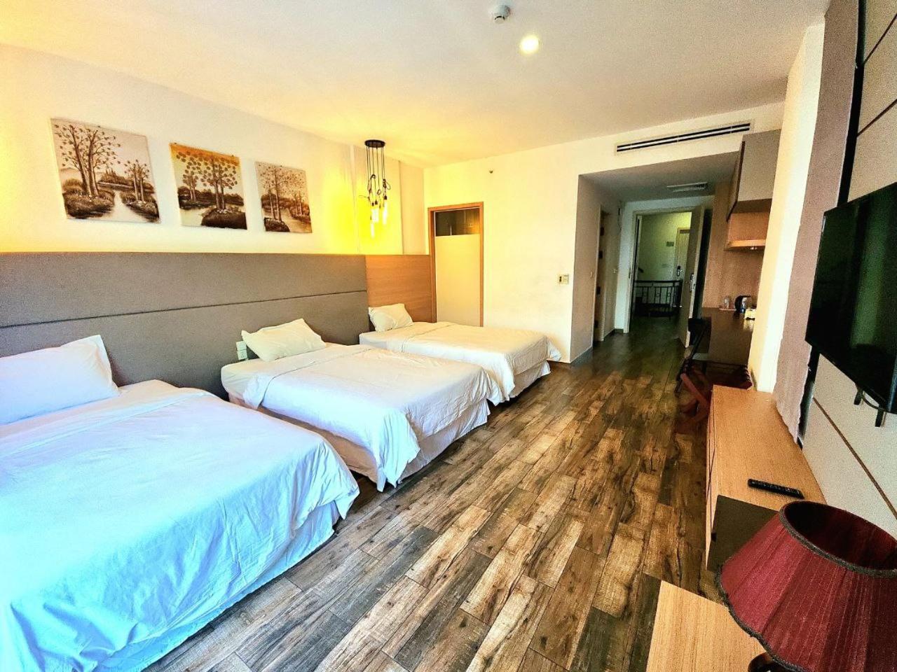 Chilchill Hotel Riverside Phnom Penh Luaran gambar