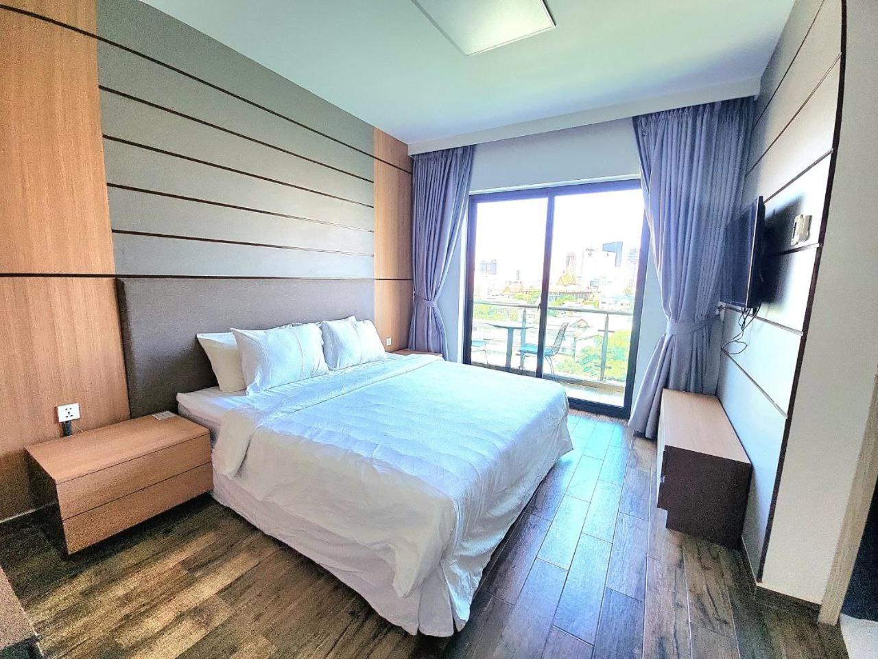 Chilchill Hotel Riverside Phnom Penh Luaran gambar