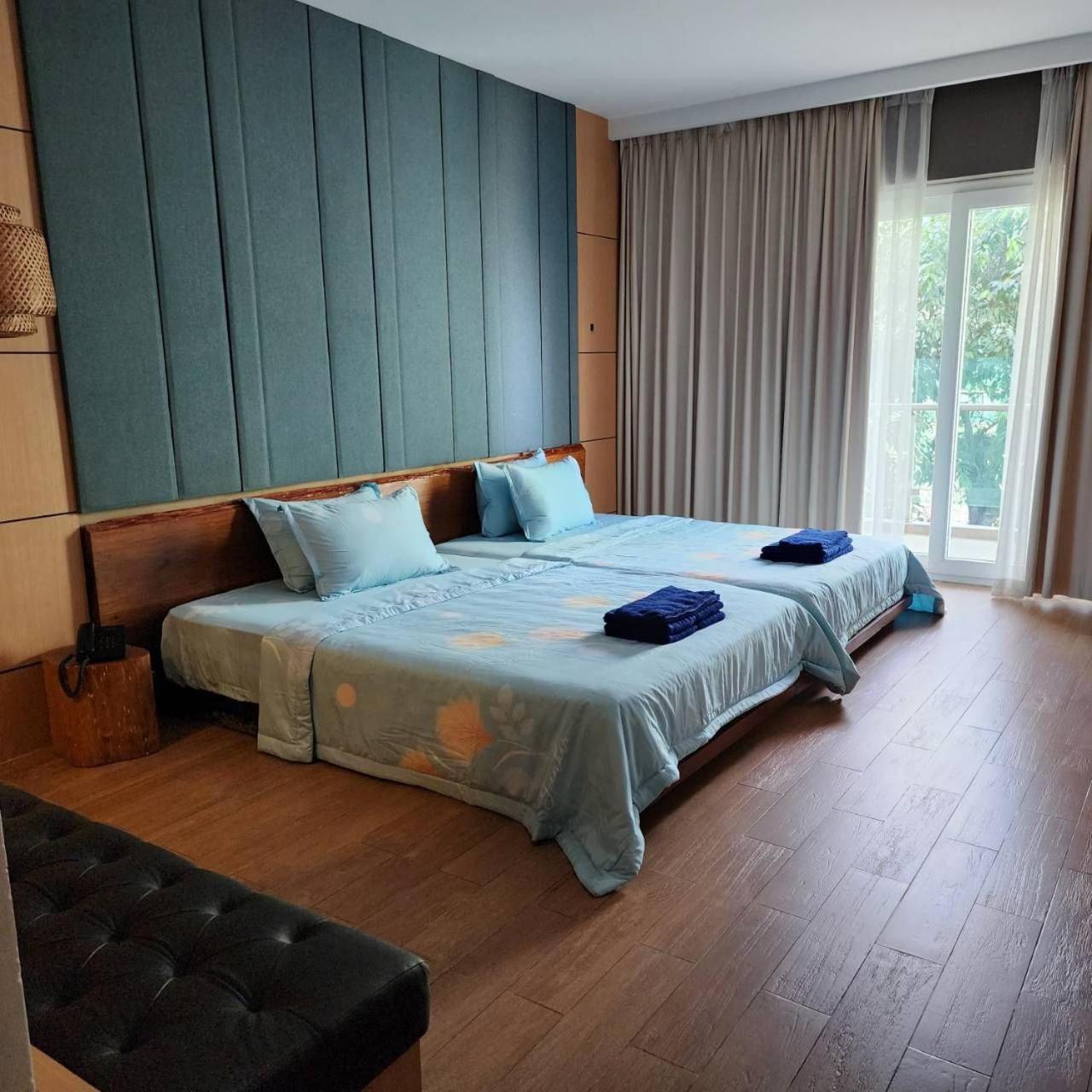 Chilchill Hotel Riverside Phnom Penh Luaran gambar